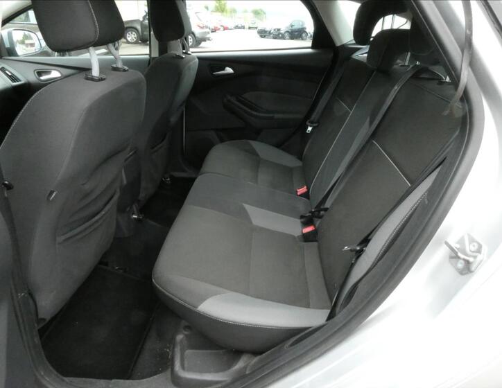 Ford Focus 17