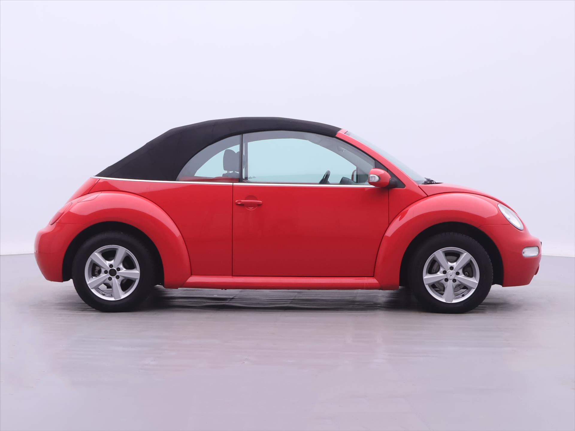 Volkswagen New Beetle
