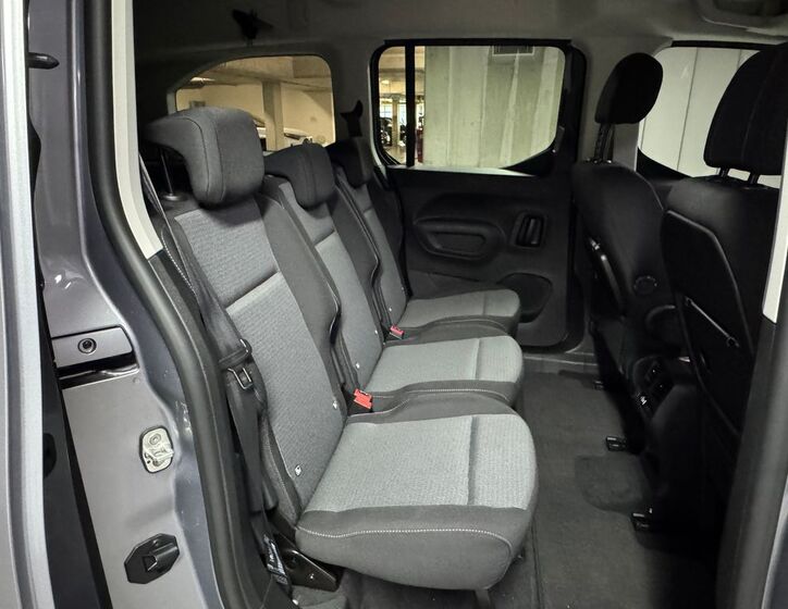 Toyota ProAce City Verso 13