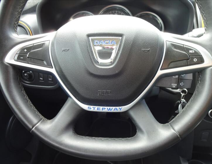 Dacia Sandero 40