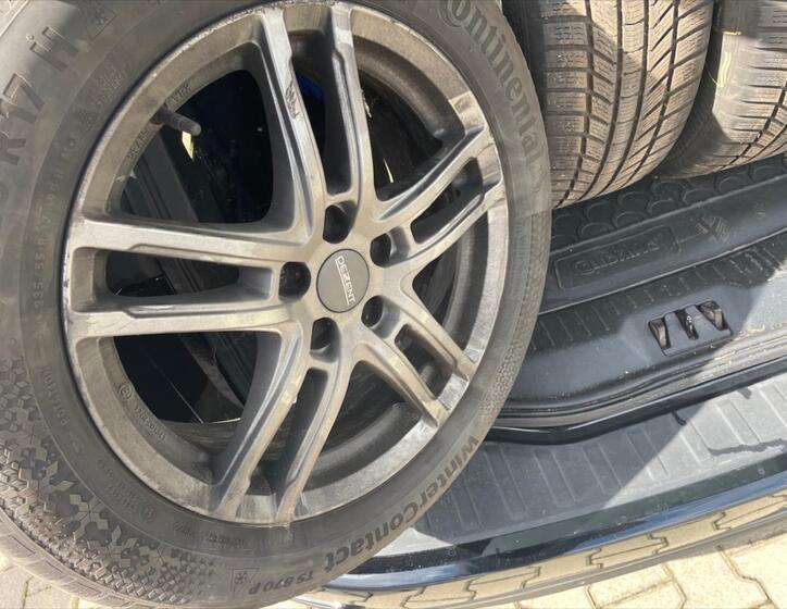 Ford Galaxy 10