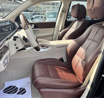 Mercedes-Benz GLS 10