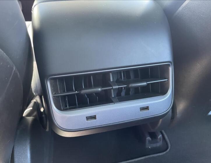 Tesla Model 3 30