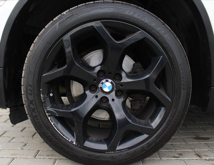 BMW X6 9