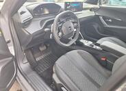 Peugeot 2008 12