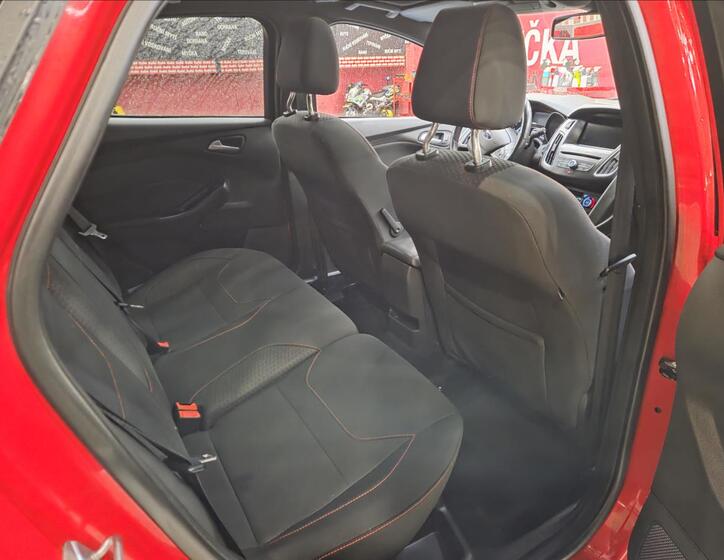 Ford Focus 14