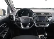KIA Rio 15
