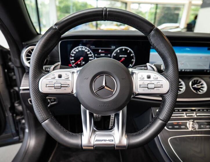 Mercedes-Benz Třídy E 6