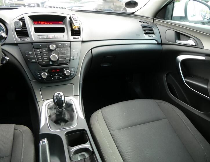 Opel Insignia 24