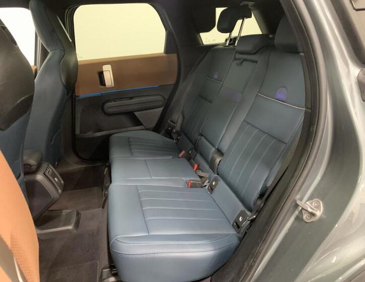 Mini Countryman 8