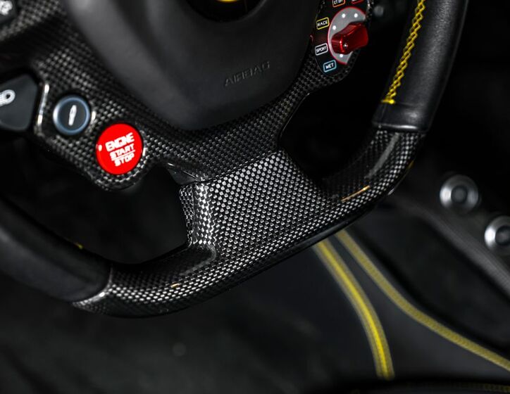 Ferrari 488 25