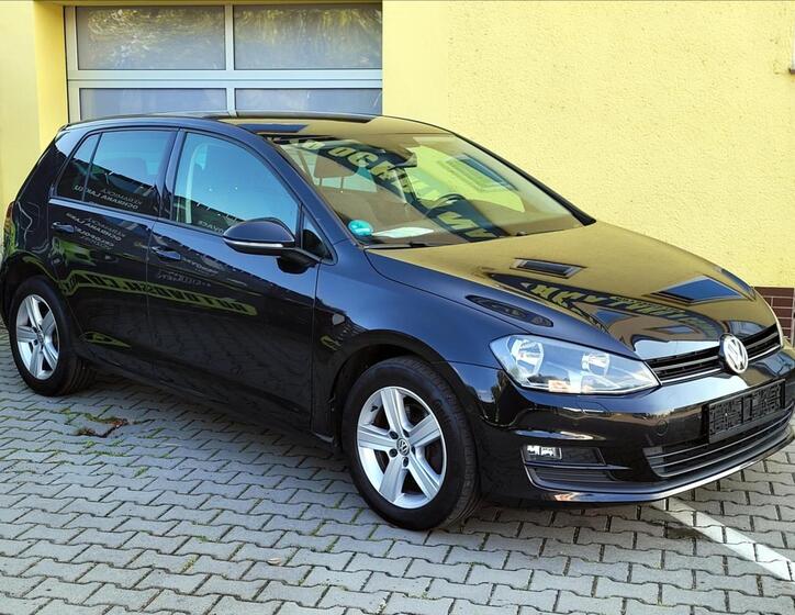Volkswagen Golf 1