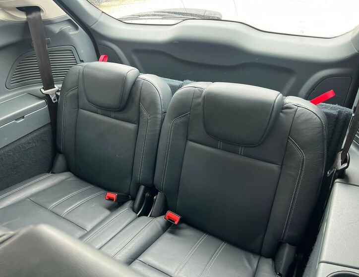 Ford C-MAX 9