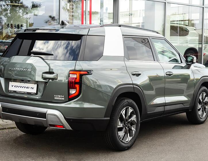 SsangYong Torres 6