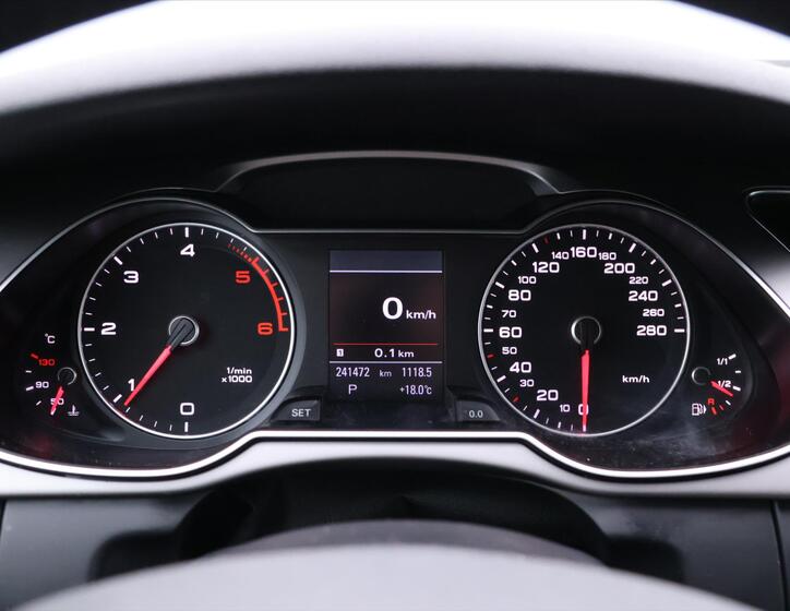 Audi A4 15