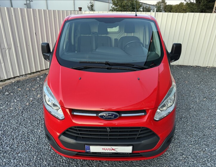 Ford Transit Custom 6