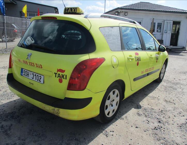 Peugeot 308 4