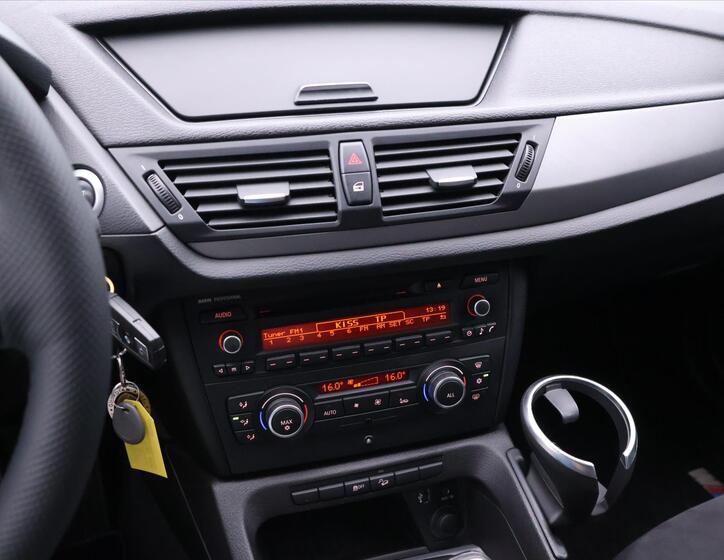 BMW X1 24