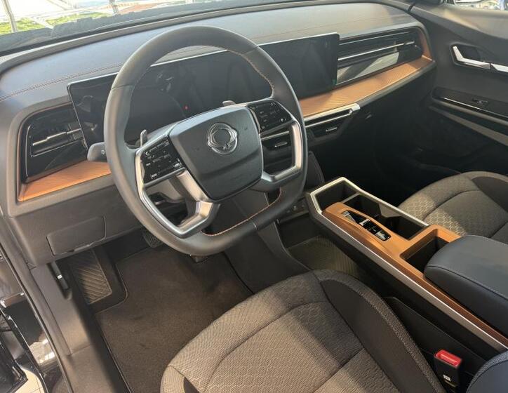 SsangYong Torres 15
