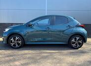 Toyota Yaris 4