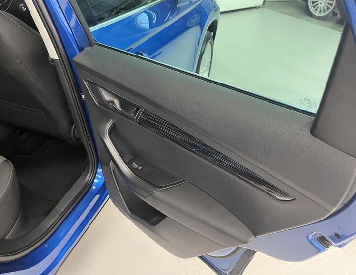 Škoda Karoq 25