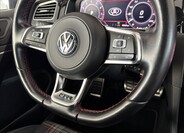 Volkswagen Golf 43