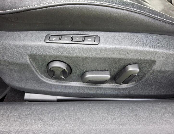 Škoda Superb 33