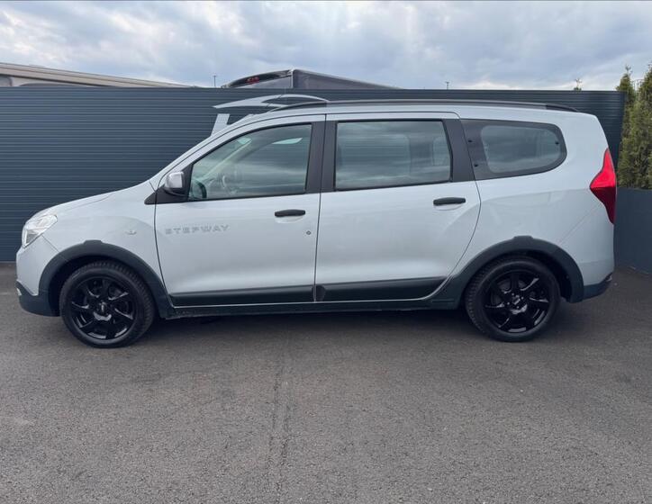 Dacia Lodgy 10