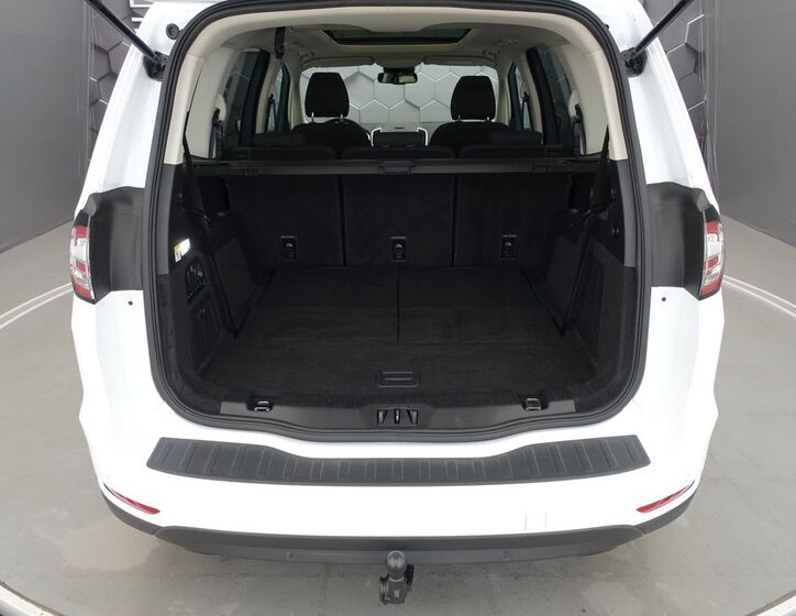 Ford Galaxy 36