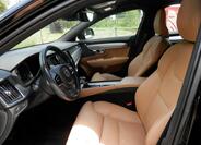 Volvo V90 11