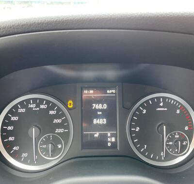 Mercedes-Benz Vito 13