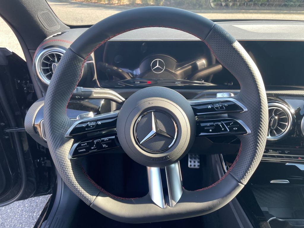 Mercedes-Benz CLA 9