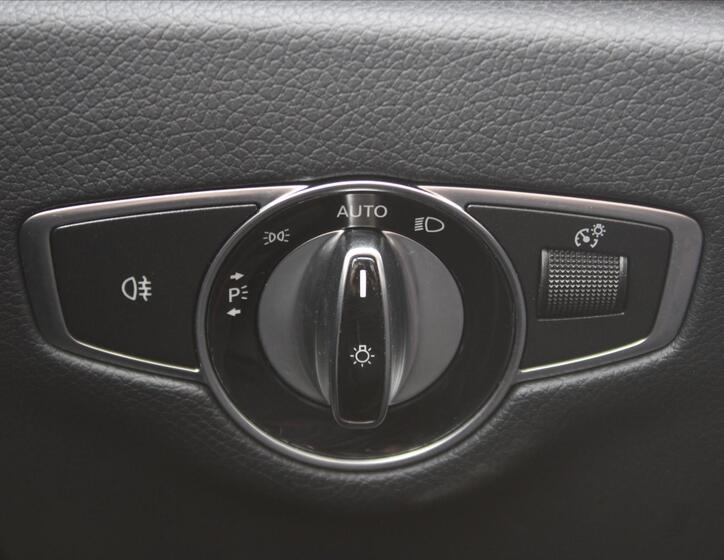 Mercedes-Benz Třídy E 20