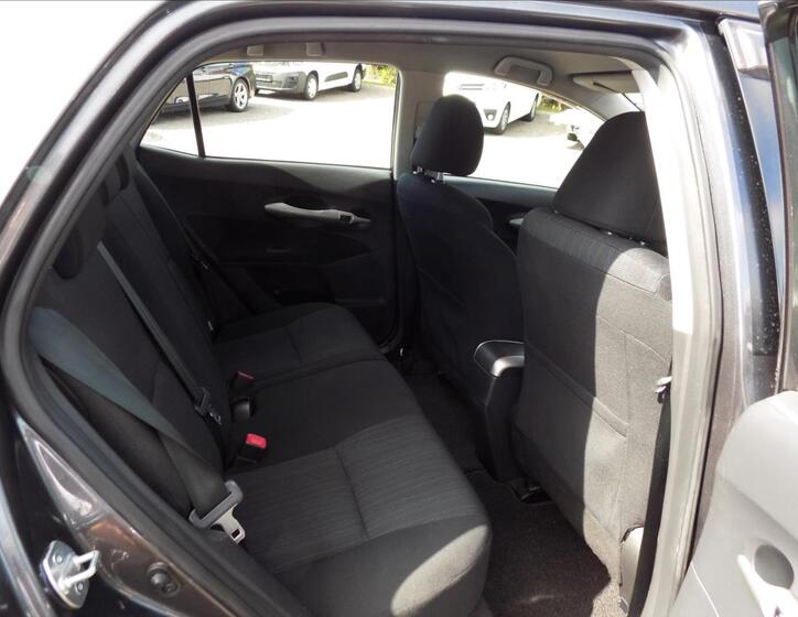 Toyota Auris 24
