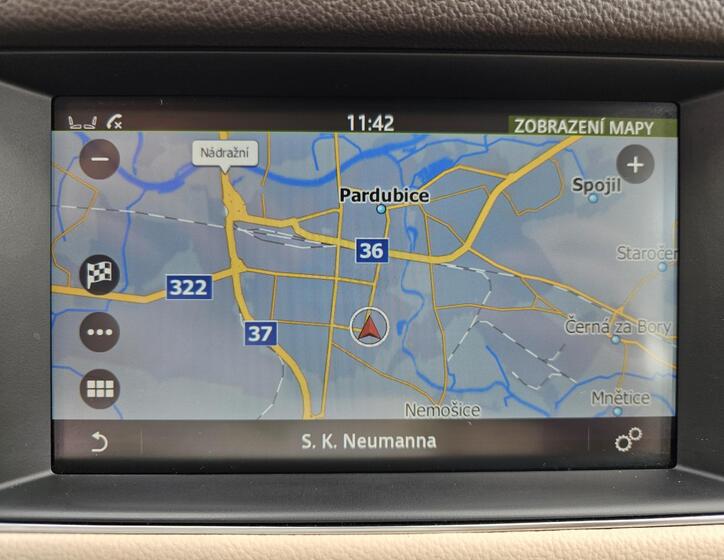 Jaguar XF 24
