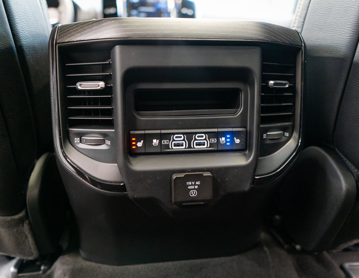 Dodge RAM 41