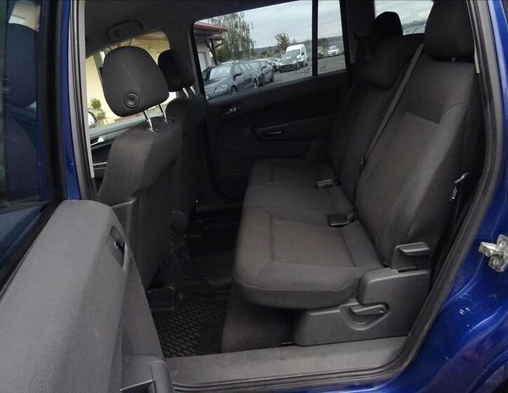 Opel Zafira 12