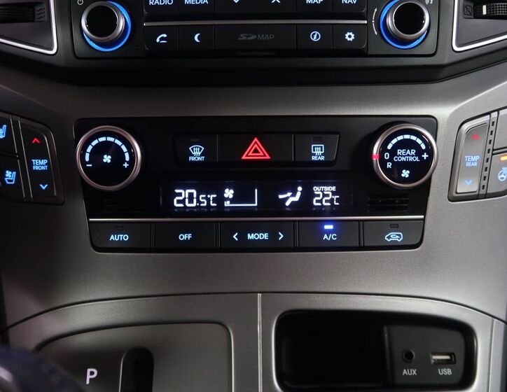 Hyundai H 1 22