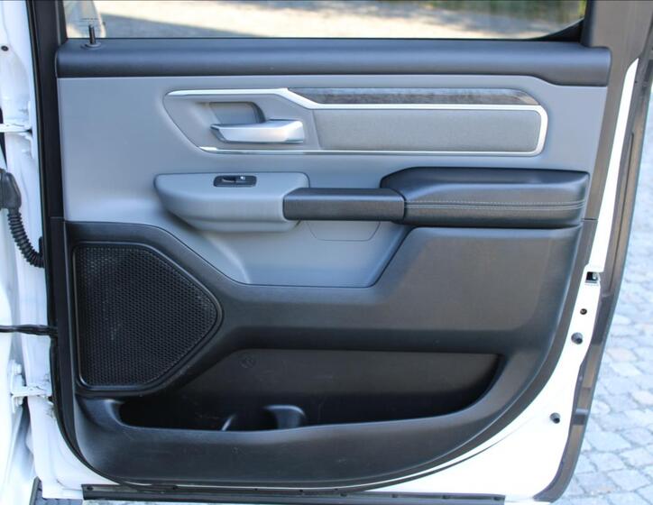 Dodge RAM 27