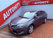 Toyota Avensis 1