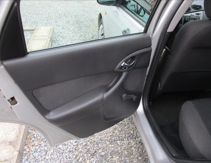 Ford Focus 15