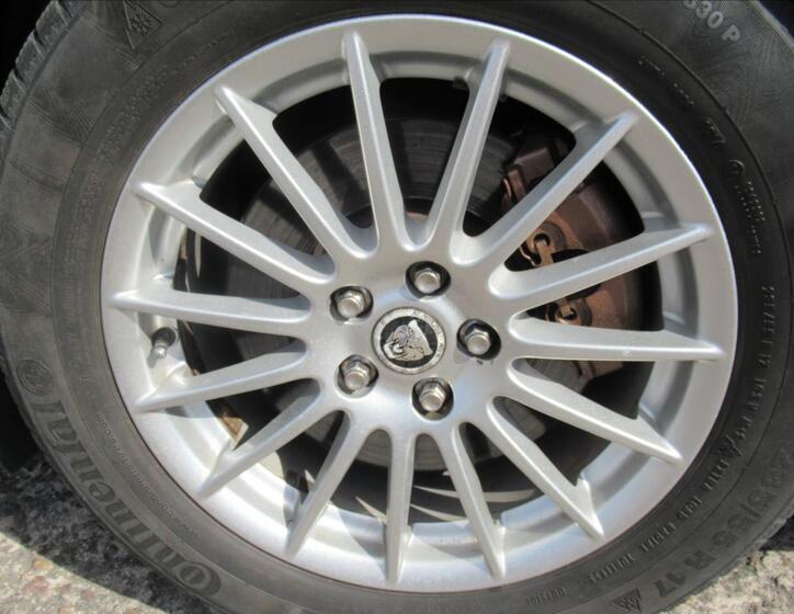 Jaguar XF 23