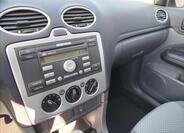 Ford Focus 12