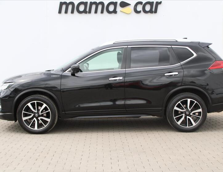 Nissan X-Trail 4