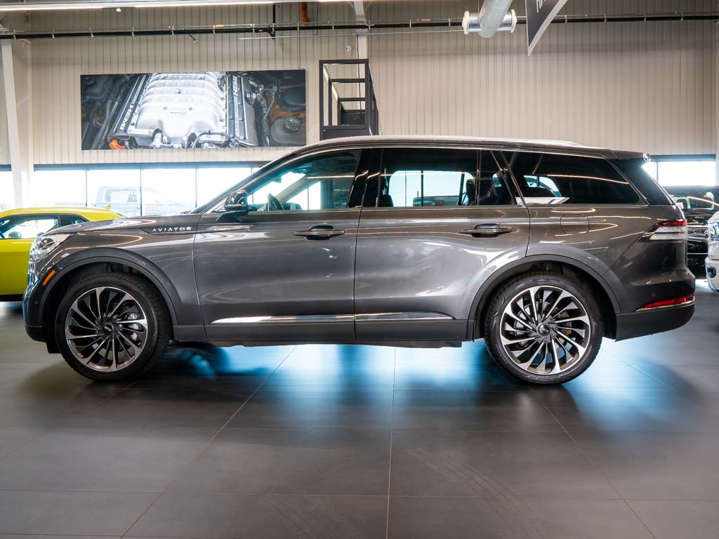 Lincoln Aviator