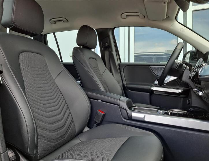 Mercedes-Benz GLB 15