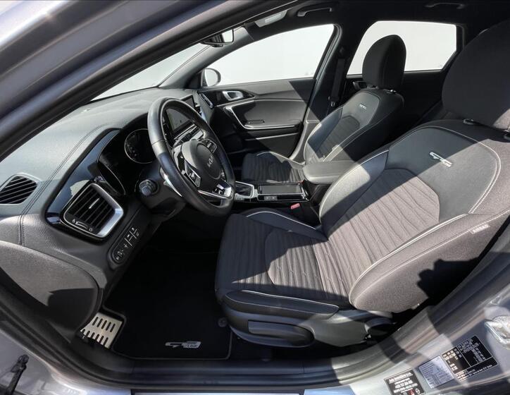 KIA ProCeed 4
