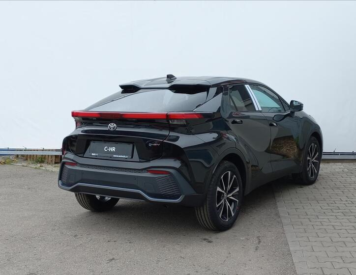 Toyota C-HR 3