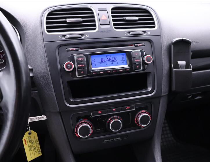 Volkswagen Golf 20