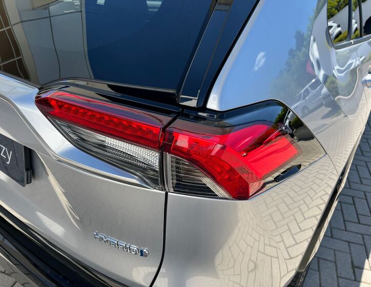 Toyota RAV4 11
